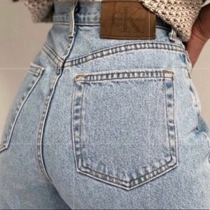 Calvin Klein Mom Jeans